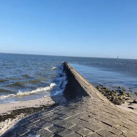 Kapitanskajute In Dornumersiel