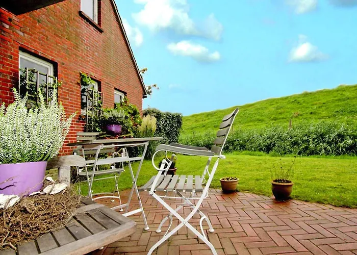 Kapitanskajute In * Dornumersiel