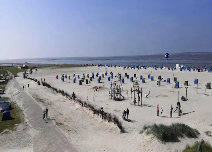 Kapitanskajute In Dornumersiel