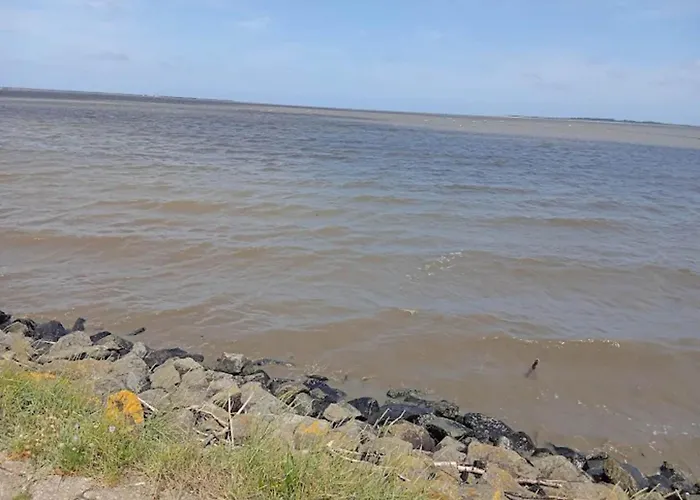 Kapitanskajute In * Dornumersiel